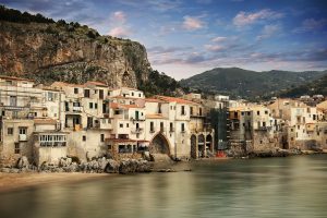 cefalu_sea_sicily_pixabay_2