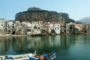cefalu_sea_sicily_pixabay_3