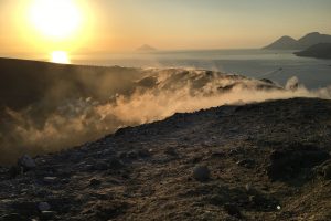 eolian_island_italy_tour_lipari_volcano_pixabay_3