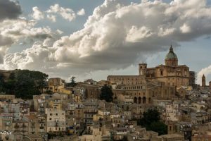 from-Syracusa-to-Agrigento-via-Caltagirone-and-Villa-Romana-del-Casale-4
