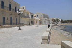 houses-in-Sampieri