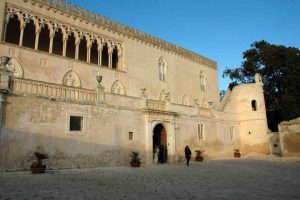 d0ccec178fc14bcdb77713efe9a925c3castello-di-donnafugata-3_lg