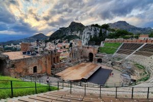 greek_theater_taormina_pixabay_1
