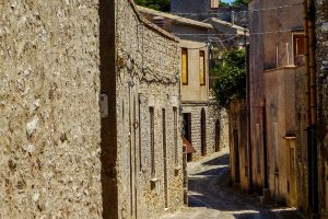 erice_street_pixabay_3