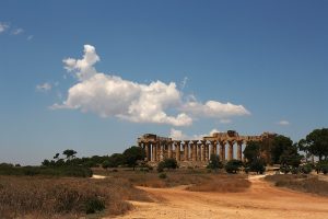 segesta_archaeological_park_pixabay_6