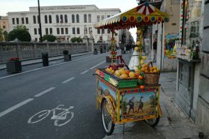 corso_vittorio_emanuele_palermo_citrus_fruits